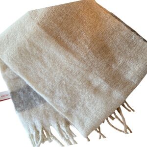 Esmara SCARF NWT Colorblock Fringe Scarf Oatmeal Cream Tan Gray Soft Wrap